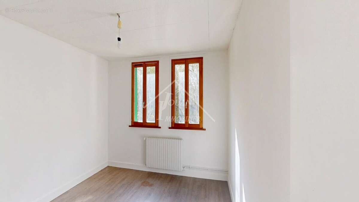 Maison à BOURBON-L'ARCHAMBAULT