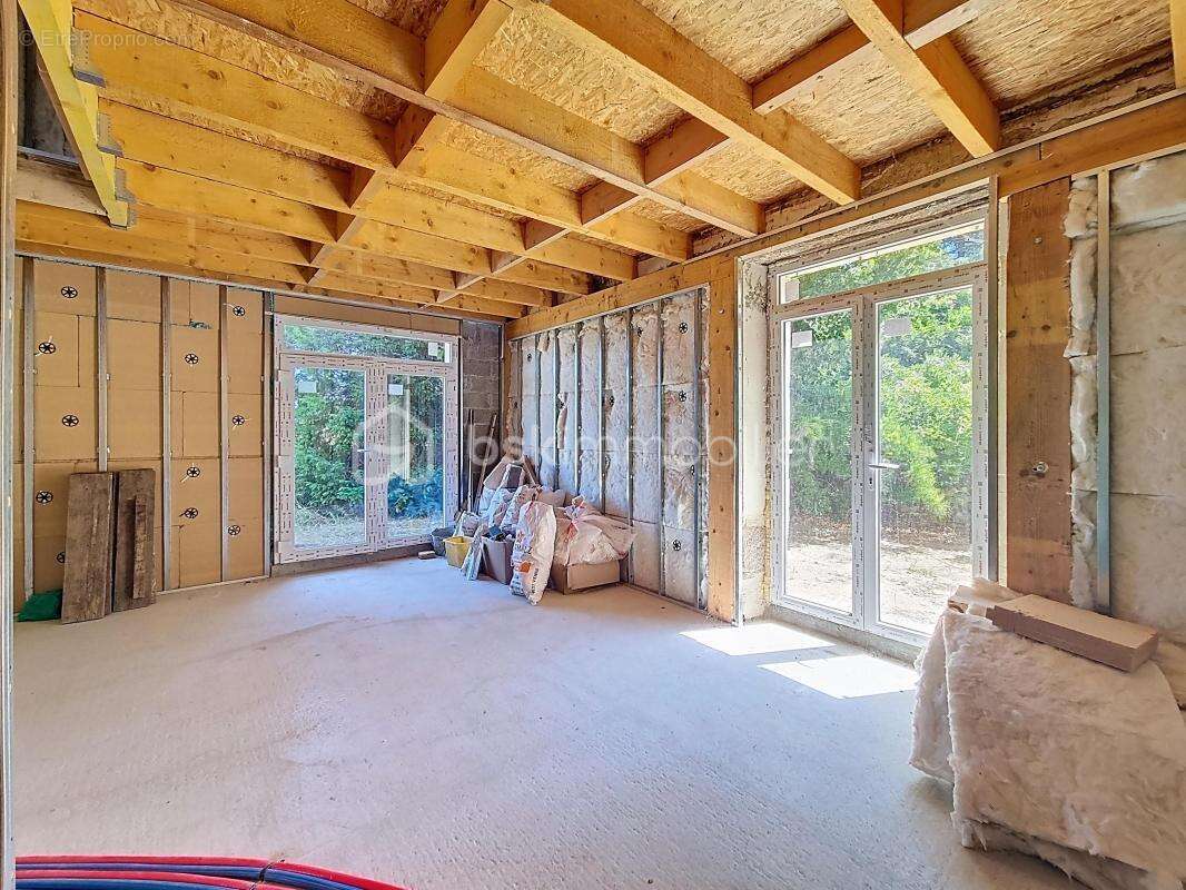 Appartement à CASTELNAU-D'AUZAN