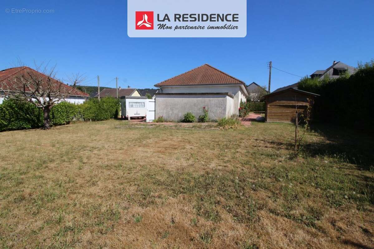 Maison 78 m² à Saint-Leger-Du-Bourg-Denis  - photo 4