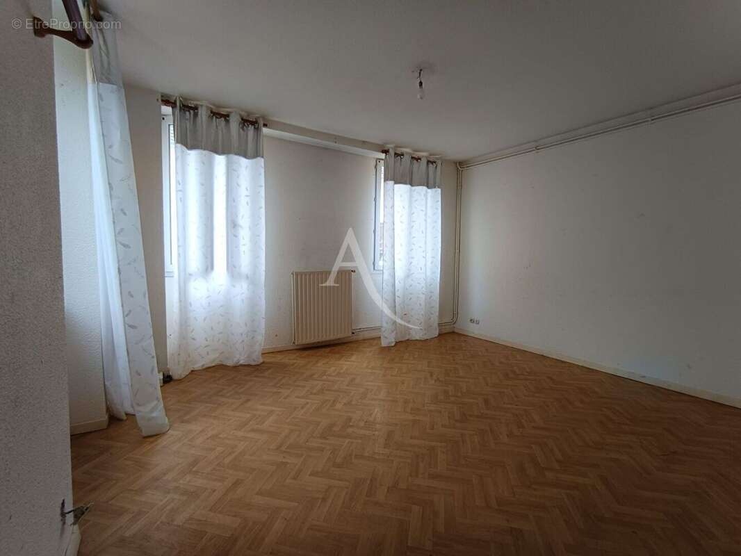 Maison à FOURCHAMBAULT