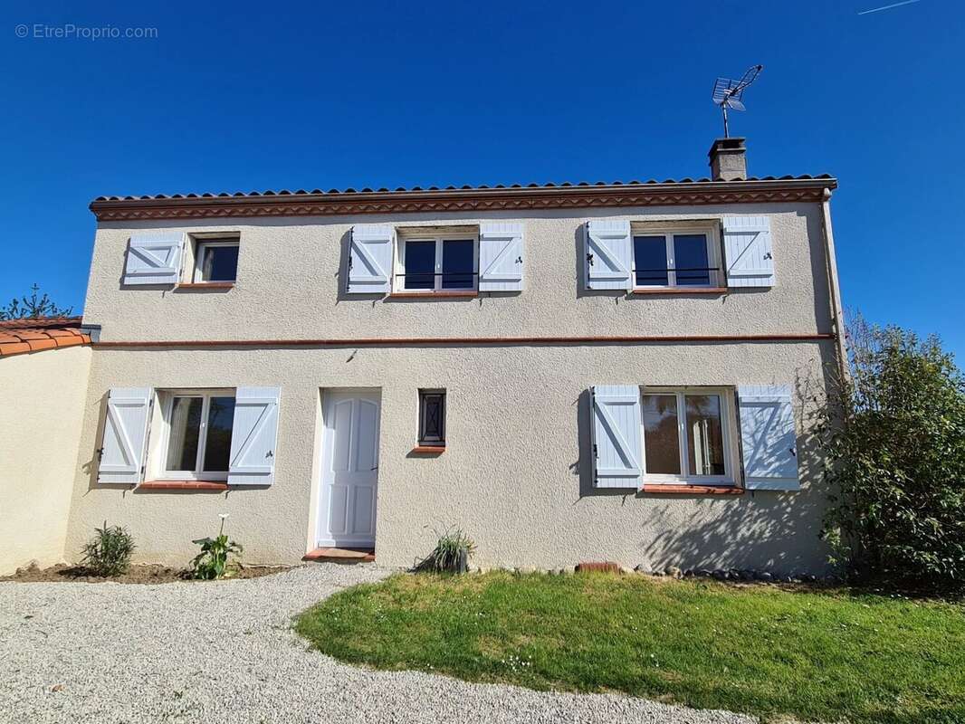 Maison à SAINT-GENIES-BELLEVUE