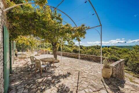 Maison à GORDES