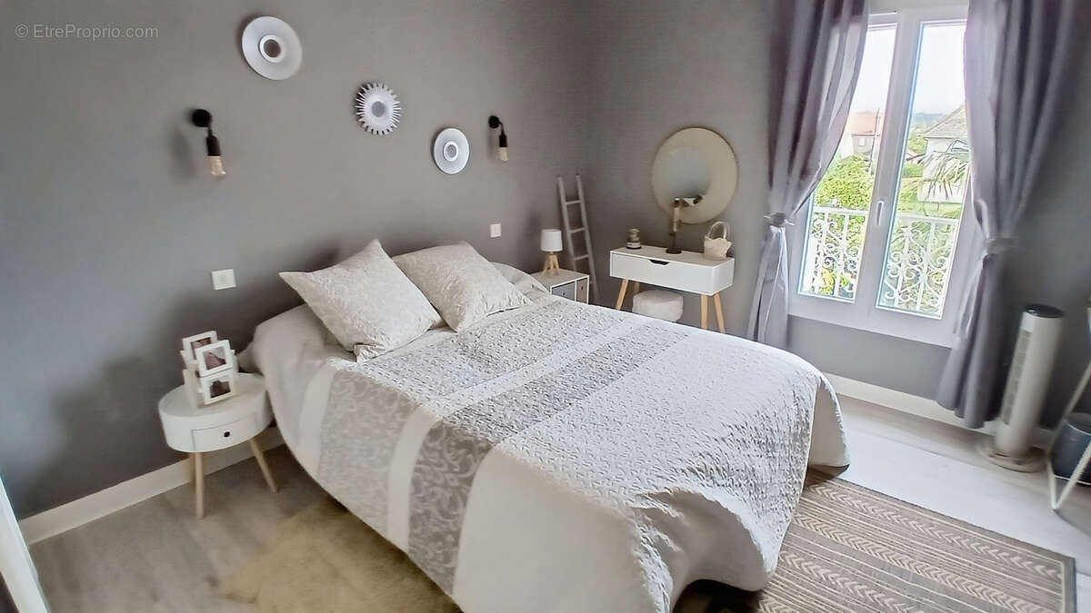 Maison à BRIVE-LA-GAILLARDE