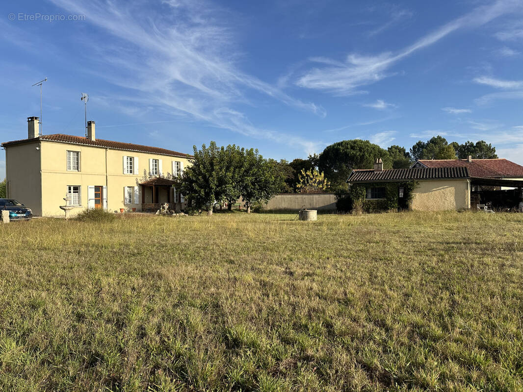 Charme et Potentiel à la Campagne   Maison en Pierre avec T2 Attenant - MARMANDE - photo 11