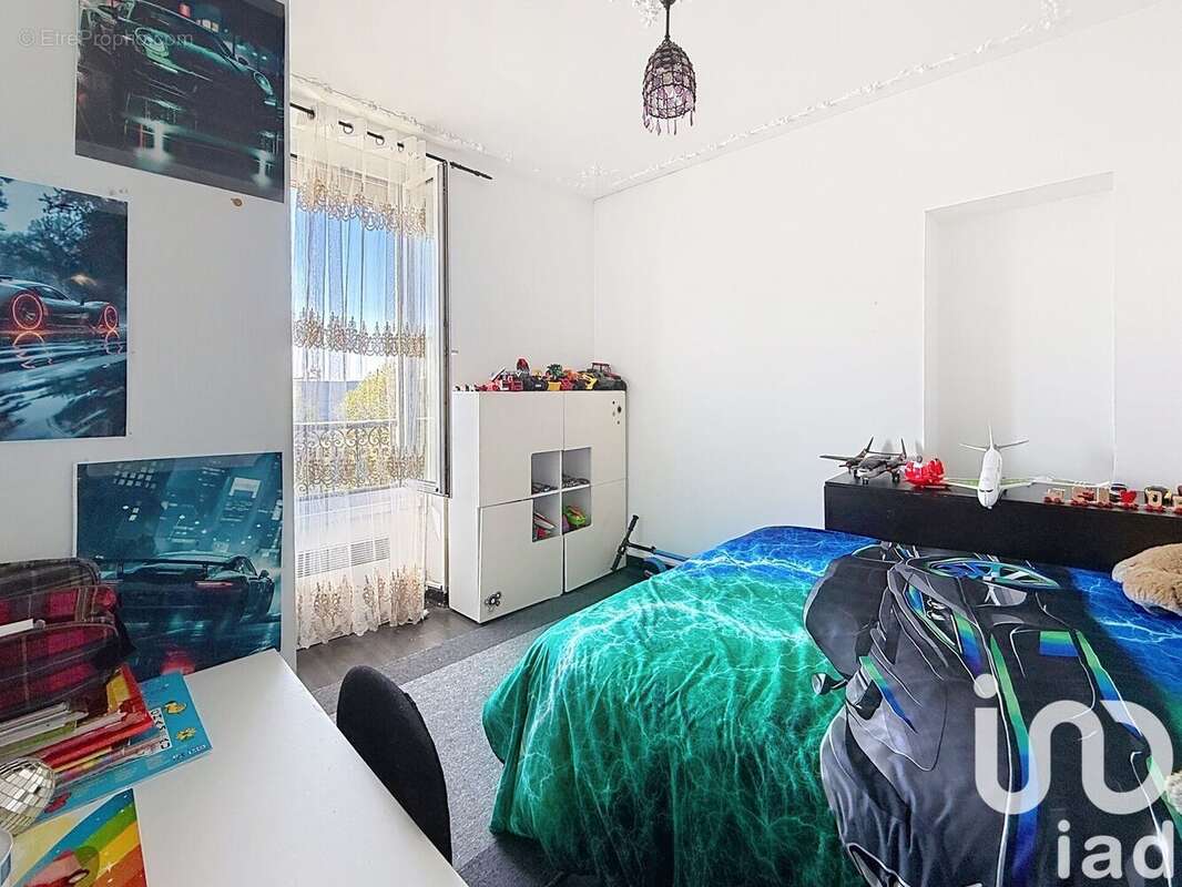 Photo 3 - Appartement à VILLENEUVE-SAINT-GEORGES