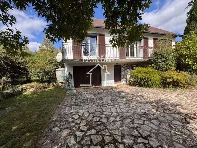 Entre st julien du sault et joigny - photo 2