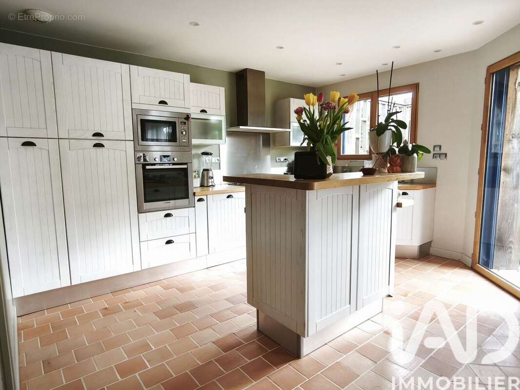 Photo 2 - Maison à SAINT-BAUDELLE