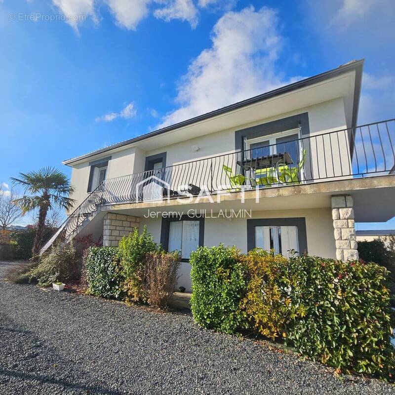 Photo 1 - Maison à BELLERIVE-SUR-ALLIER