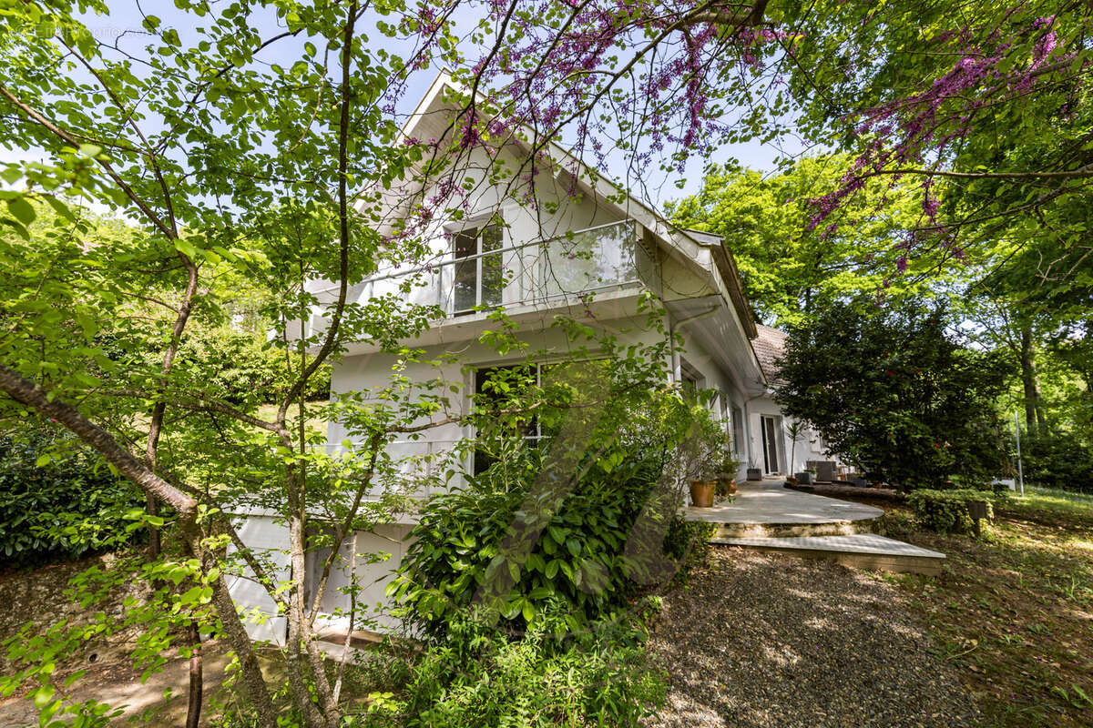 Maison à AIRE-SUR-L'ADOUR