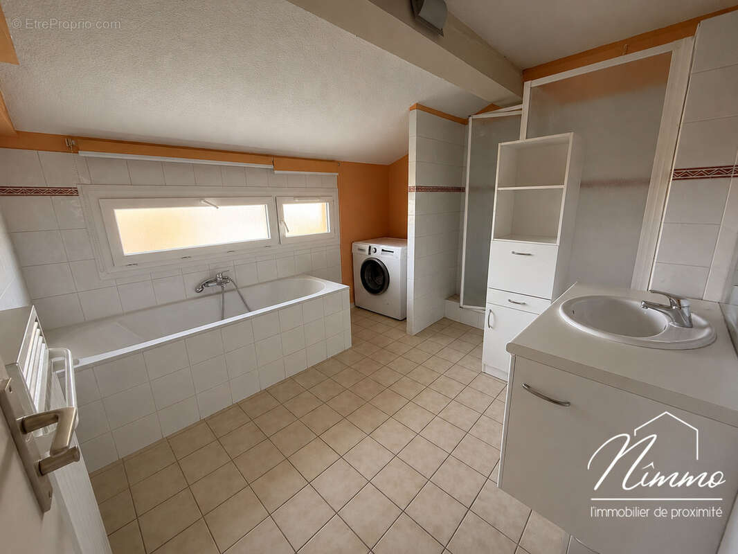 Appartement à NIMES