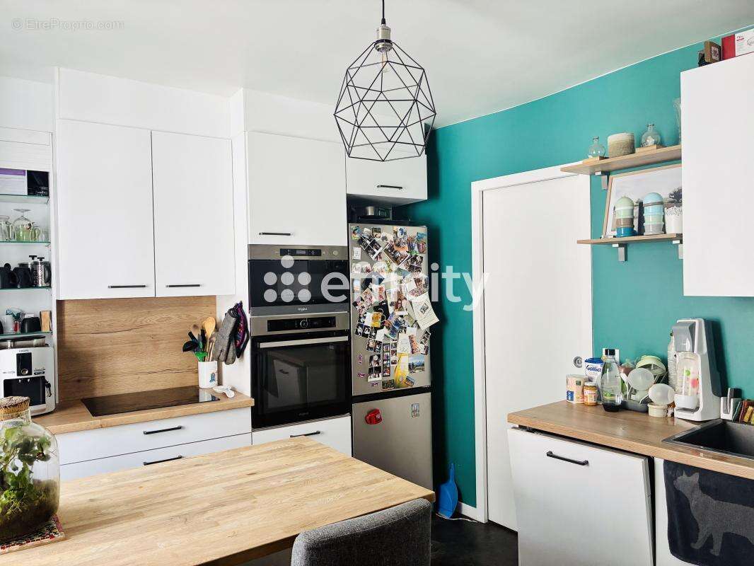 Appartement à PARIS-10E