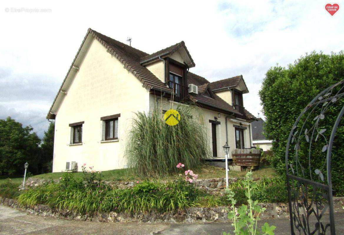 Maison à MONTRICHARD