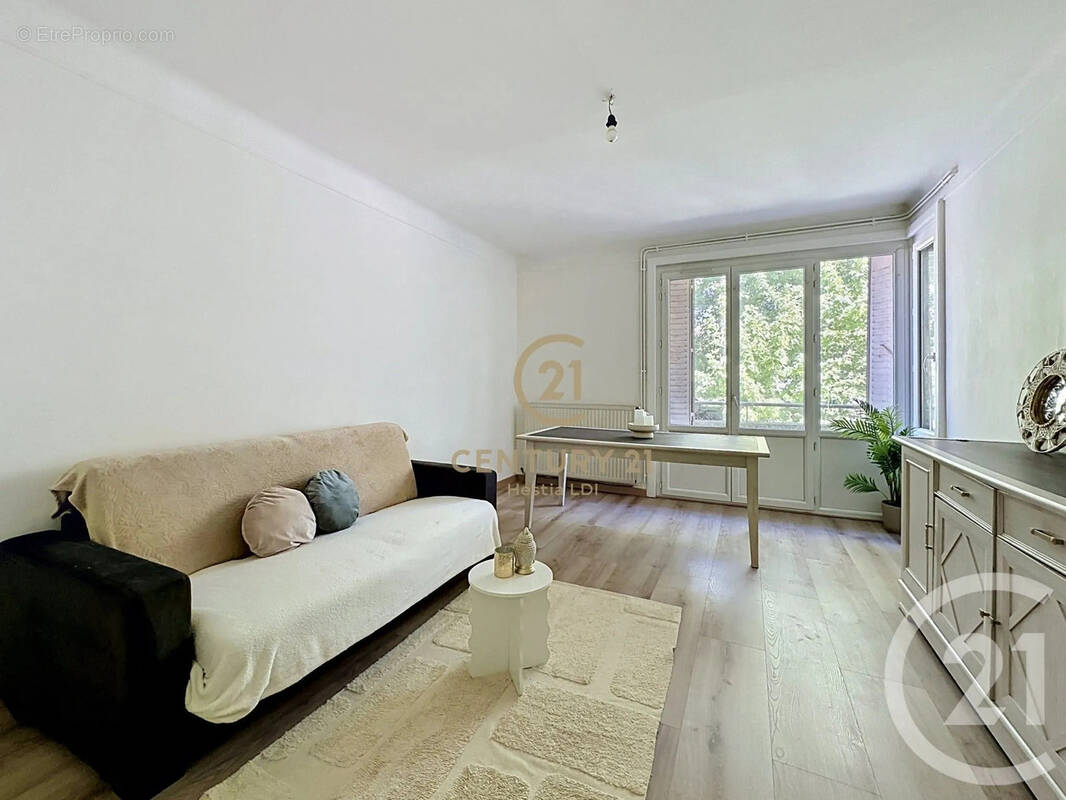 Appartement à GIVORS