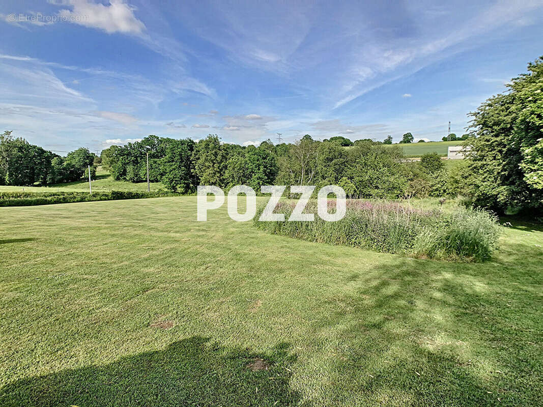 Maison à ISIGNY-LE-BUAT