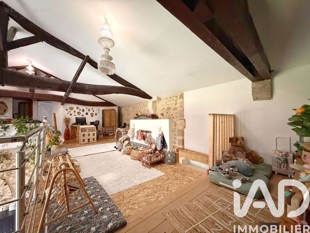 Photo 8 - Maison à MENESPLET