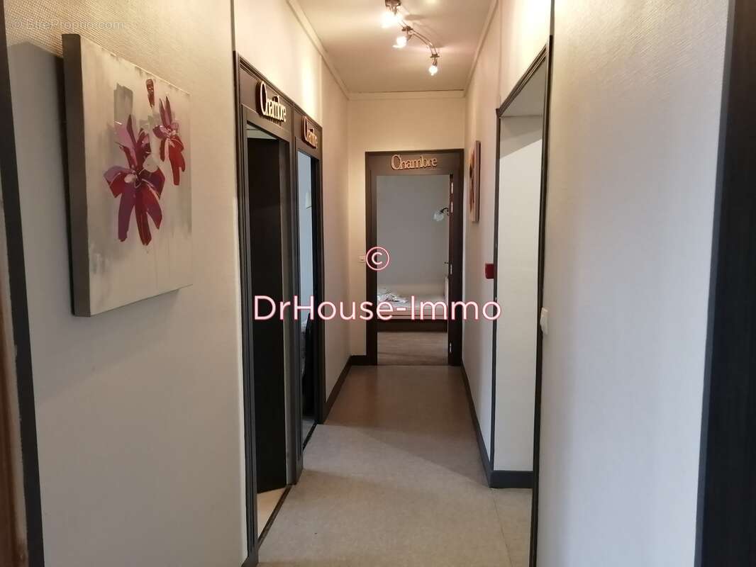 Appartement à LES ORMES