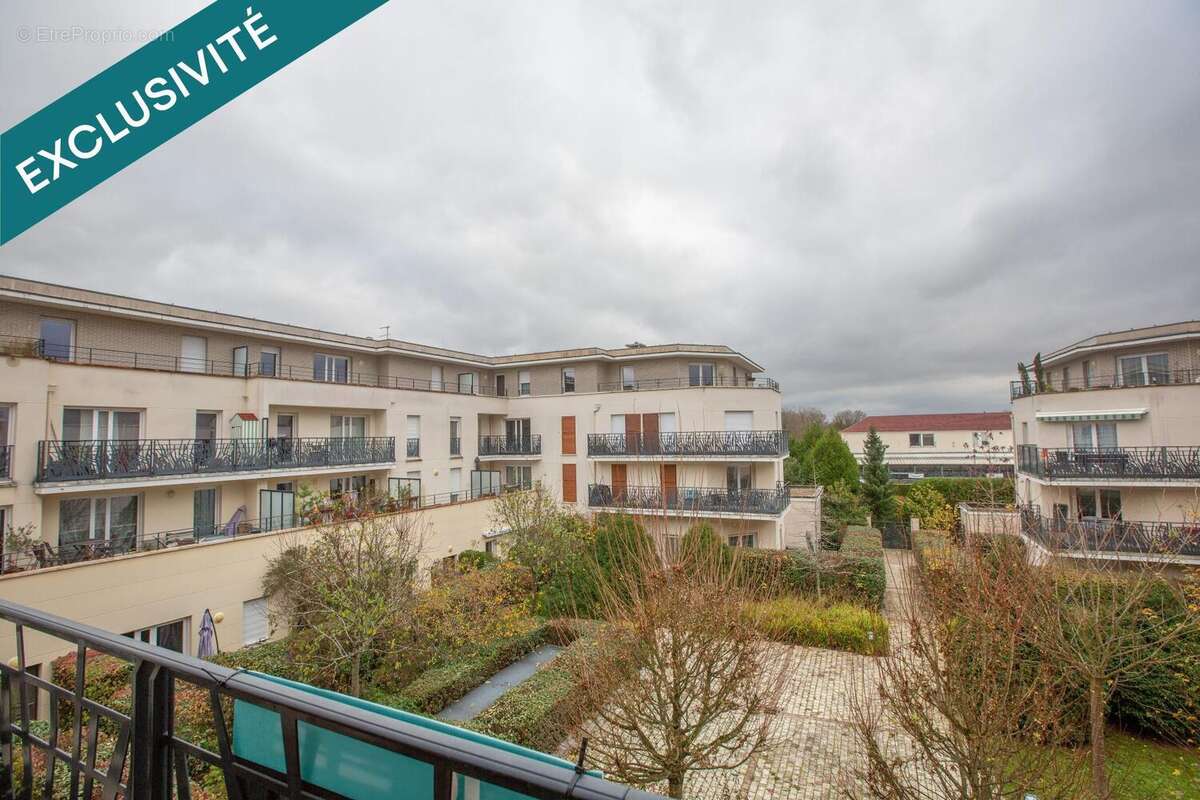 Photo 7 - Appartement à VOISINS-LE-BRETONNEUX