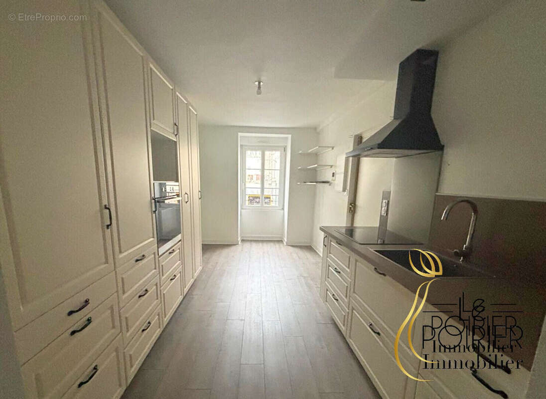Appartement à LAMBALLE