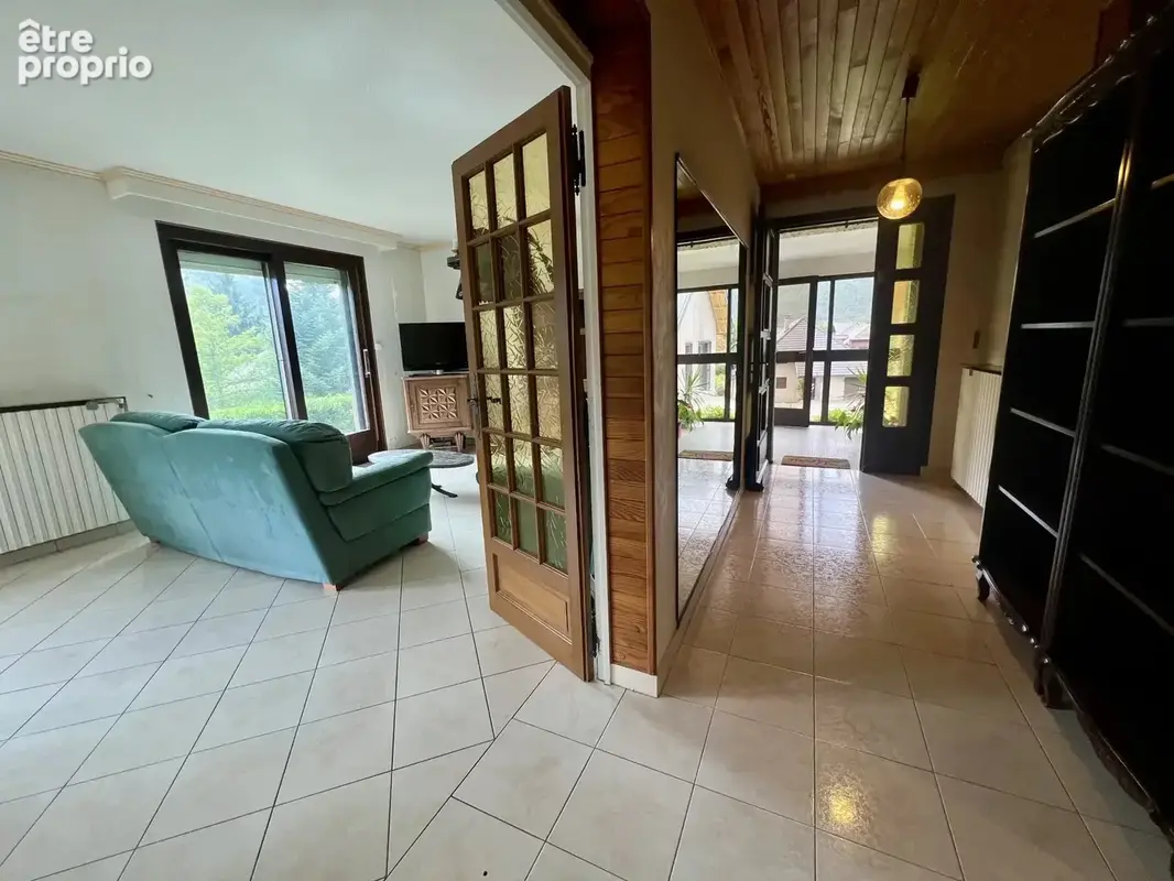 LE CHÂTELARD - Maison des années 70 avec belle vue - photo 3