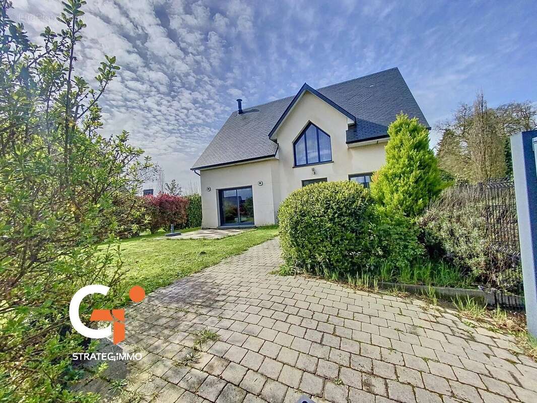 Maison à ISNEAUVILLE