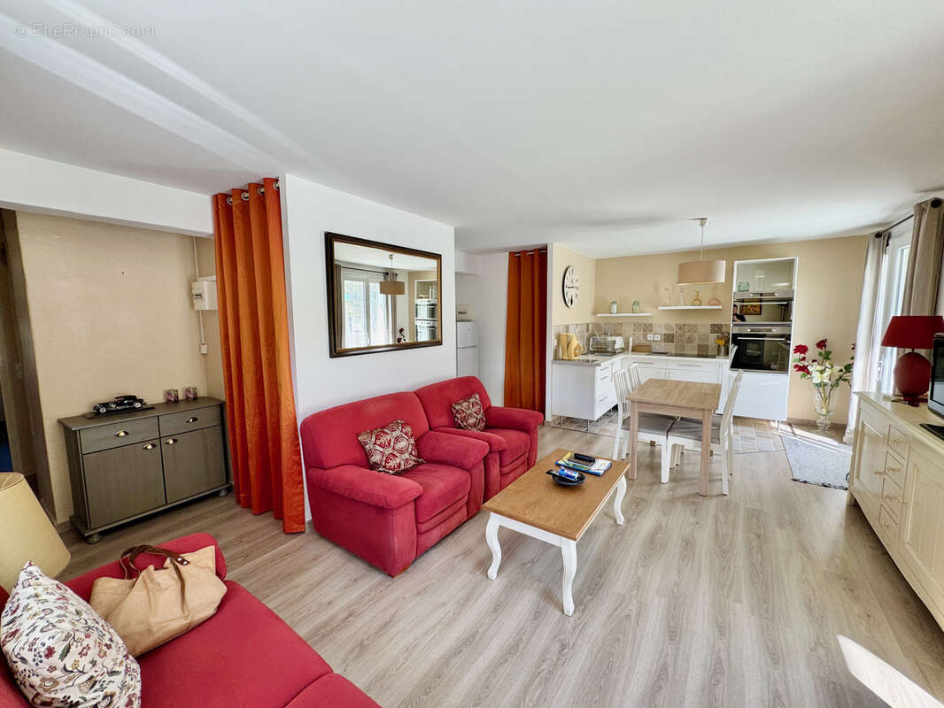 Appartement à BEAUMONT-DU-VENTOUX