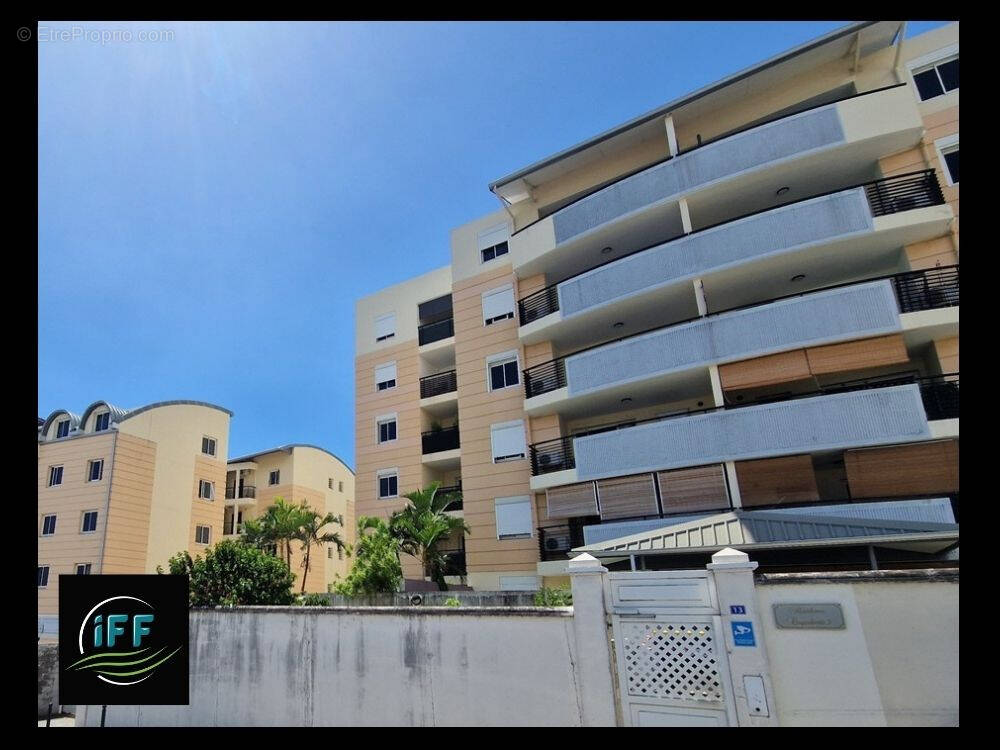 Appartement à SAINT-DENIS