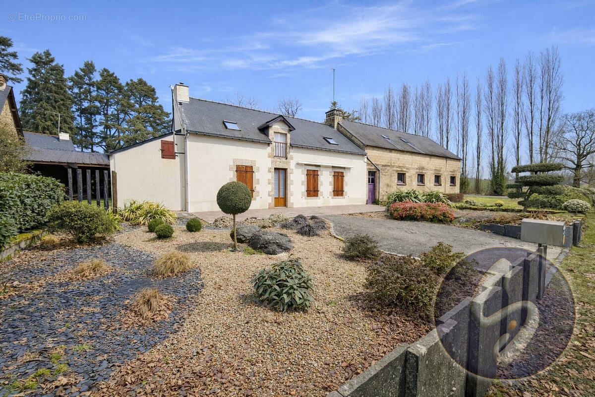 Maison à PLEUCADEUC