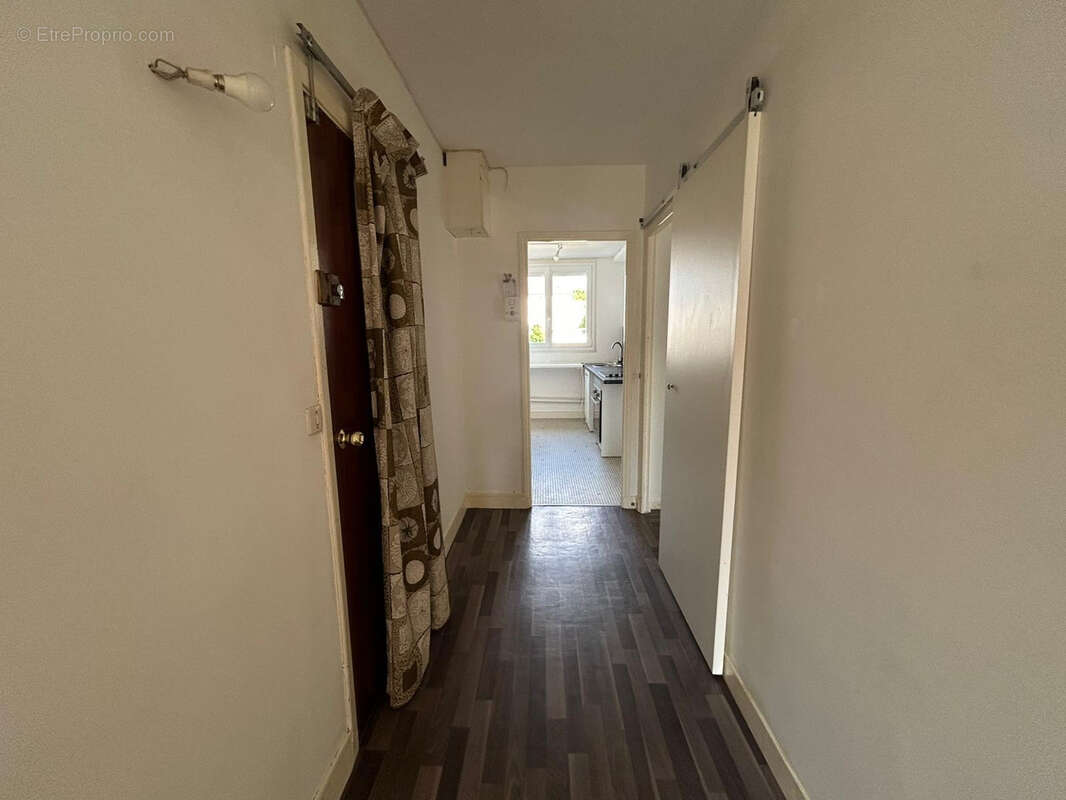 Secteur clemenceau appartement type 4 de 78 m2 + cave - photo 6