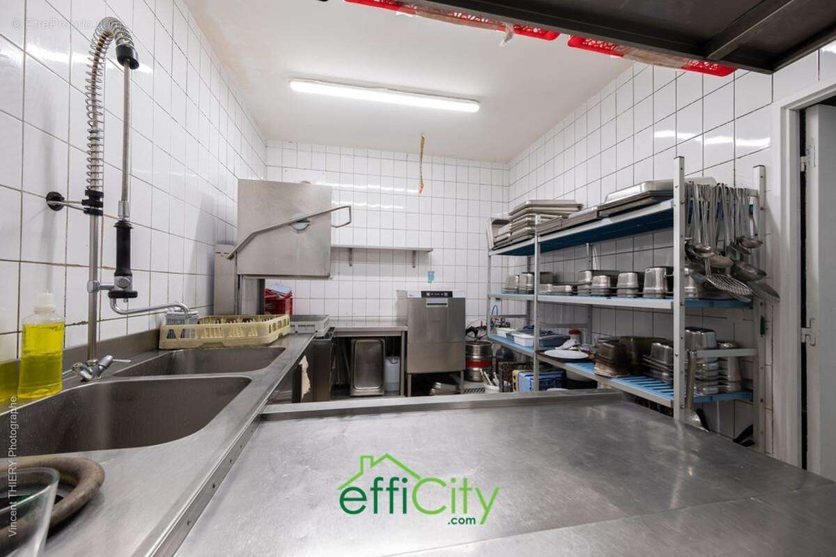 Commerce à SAINT-NABORD