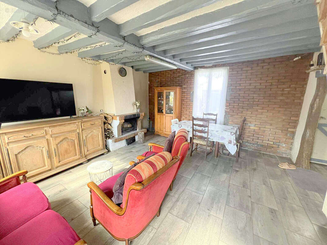 Maison à CHAUMONT-EN-VEXIN