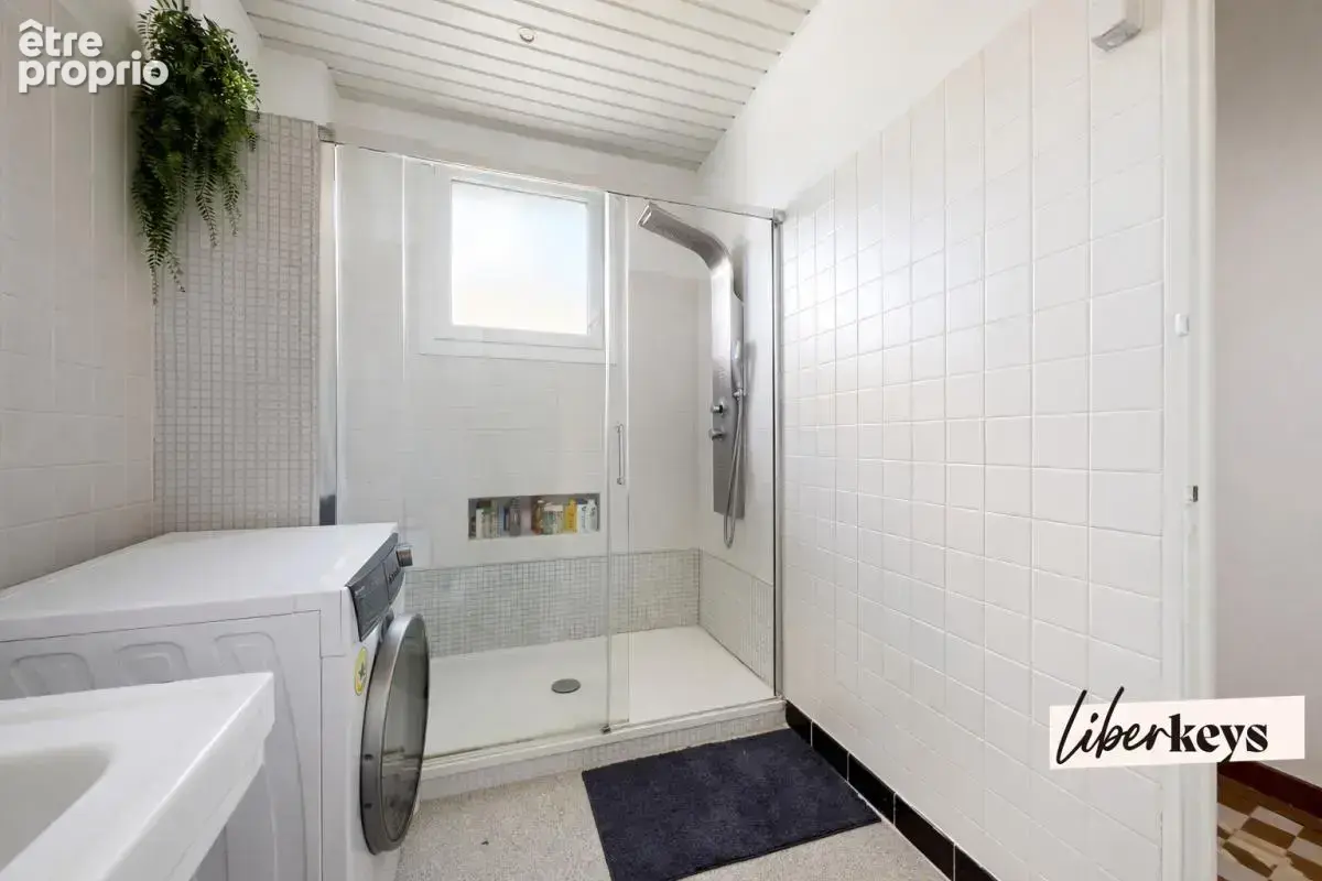 199 m²  Maison d’Architecte  Piscine 12 m  4 Chambres  Garage - photo 9