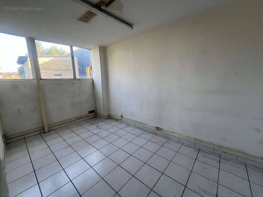 Commerce à TERGNIER