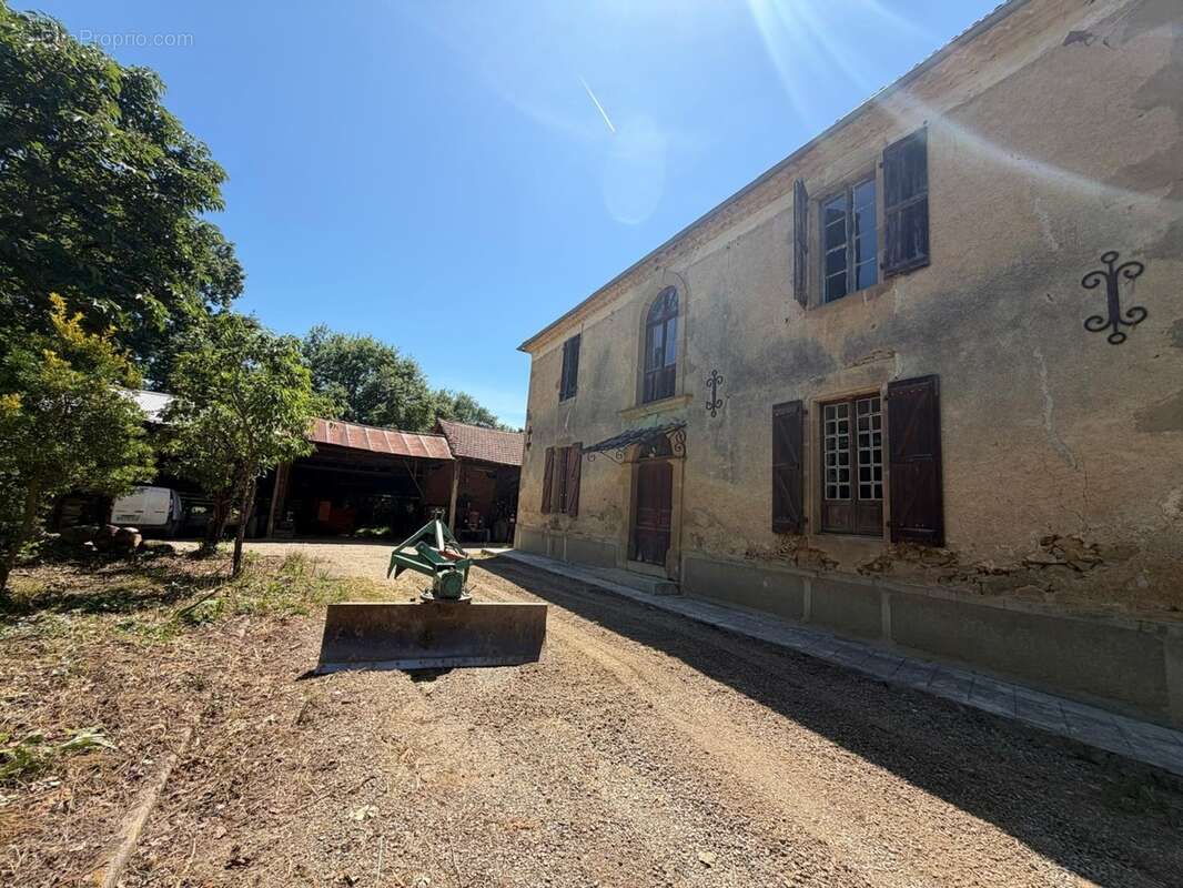 PLAISANCE (32); AUTHENTIQUE MAISON GASCONNE 300M2 dans son jus, un peu cachée, 1HA grandes dependances - photo 8