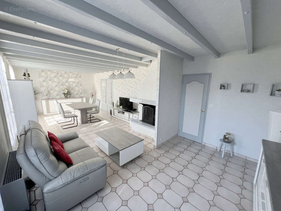 Maison à PONTAULT-COMBAULT