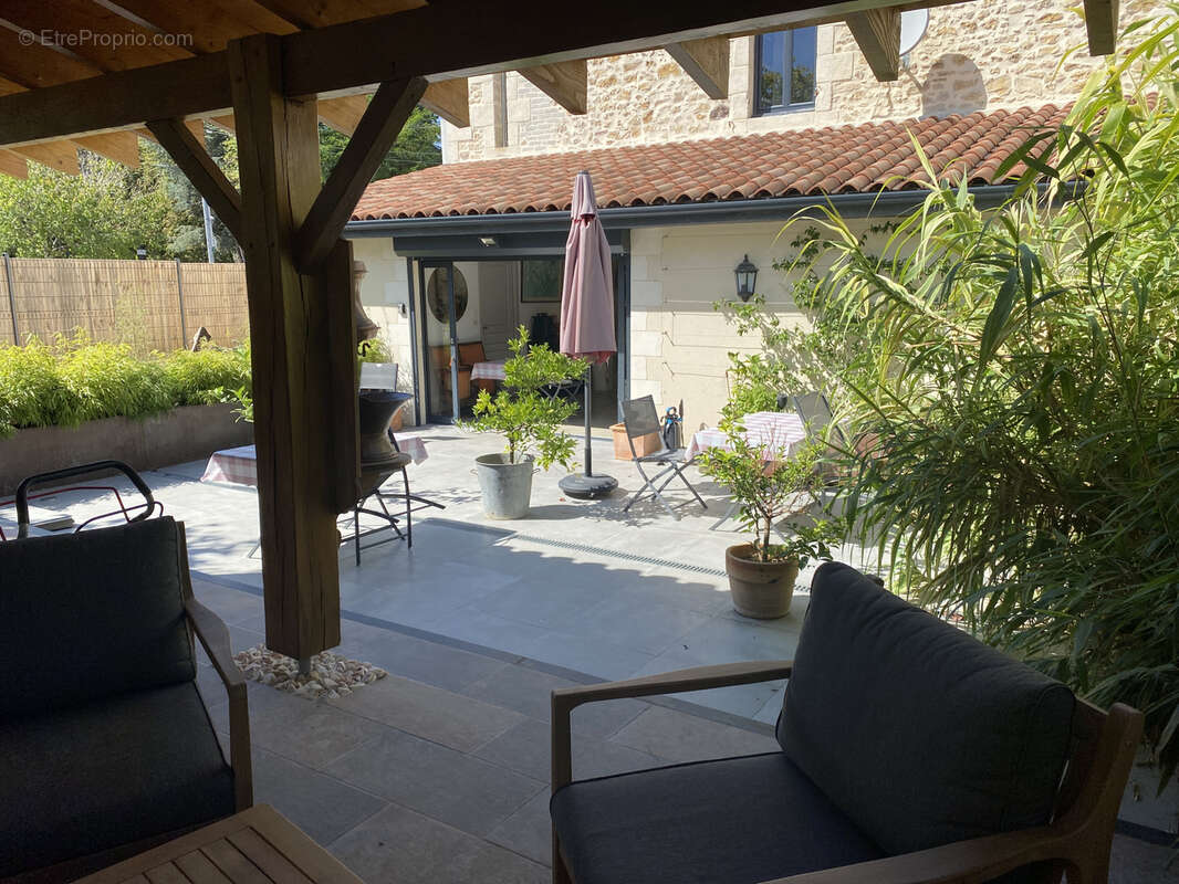 Maison à SAINT-VITE