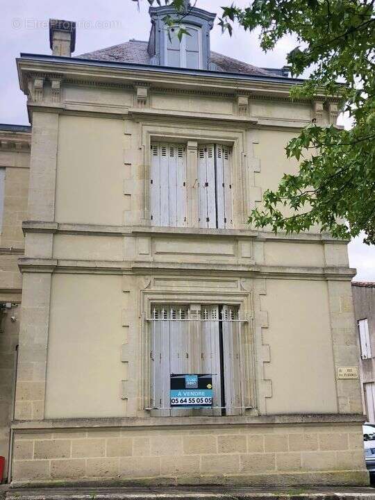 Maison à SAINT-JULIEN-BEYCHEVELLE