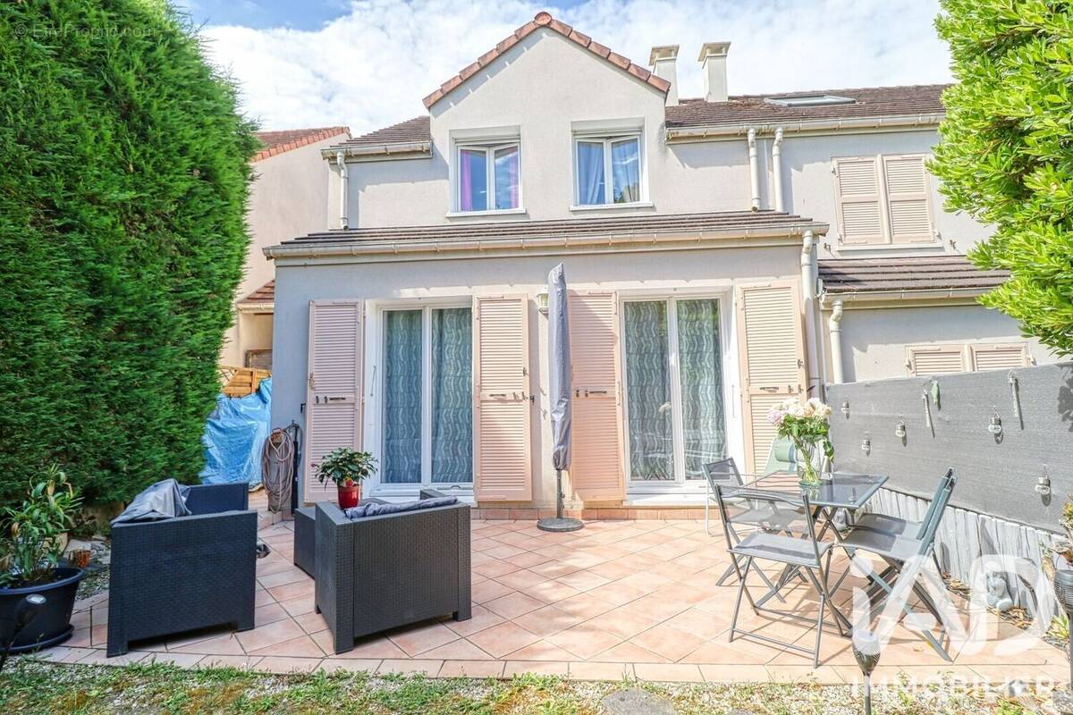 Photo 1 - Maison à SAINT-OUEN-L'AUMONE
