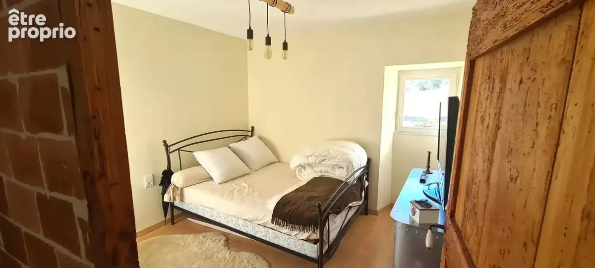 Corps de ferme rénové sur 3857m² de terrain. - photo 12
