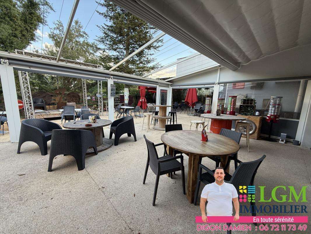 Commerce à SALINDRES