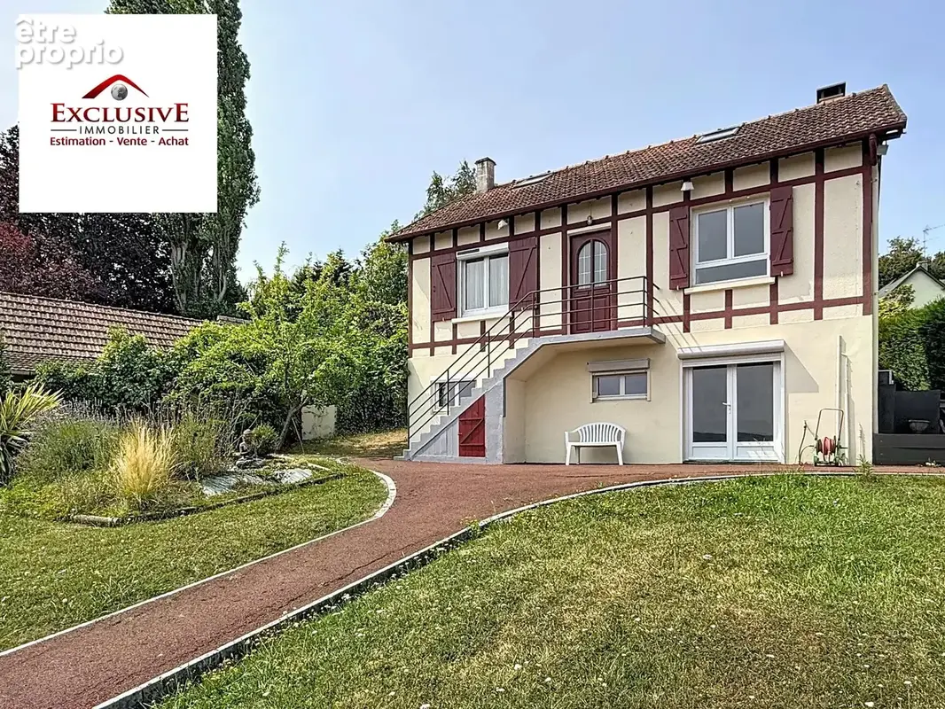 Photo Maison à Saint-Arnoult au prix de 398 000€