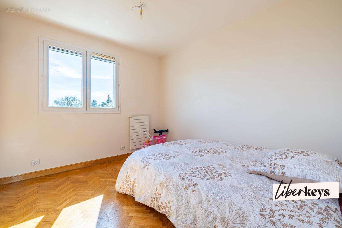 Maison à LA VILLE-DU-BOIS