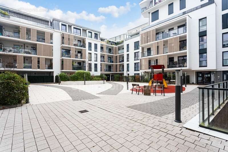 Appartement à MAISONS-ALFORT