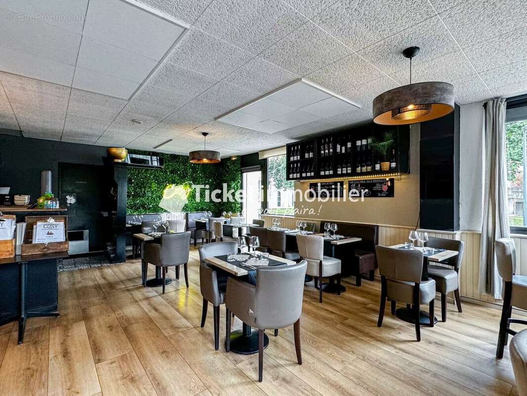 Commerce à COLOMIERS