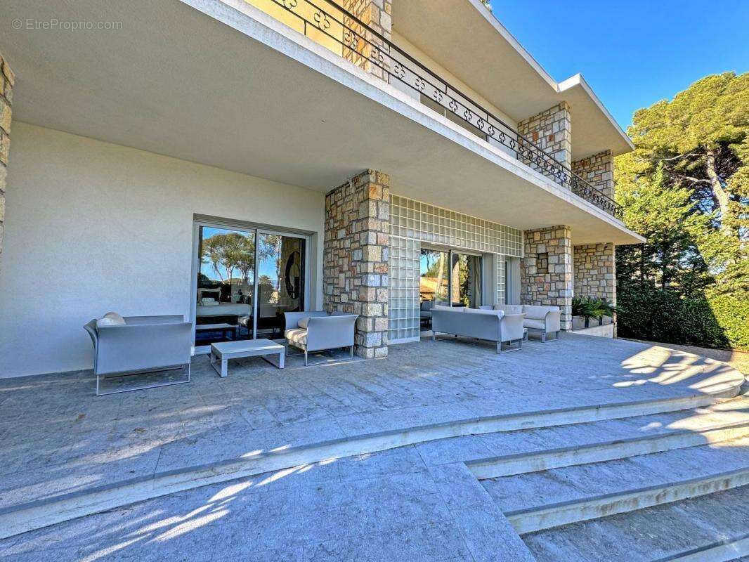 Maison à ANTIBES