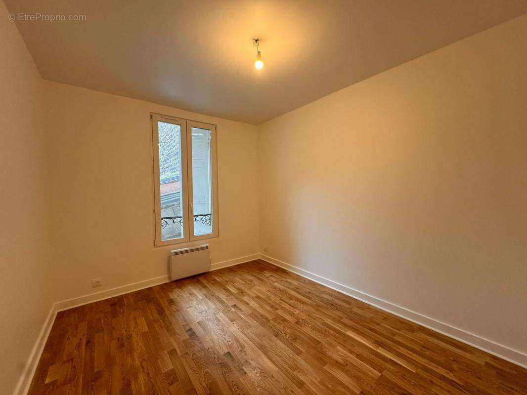 Appartement à PARIS-20E