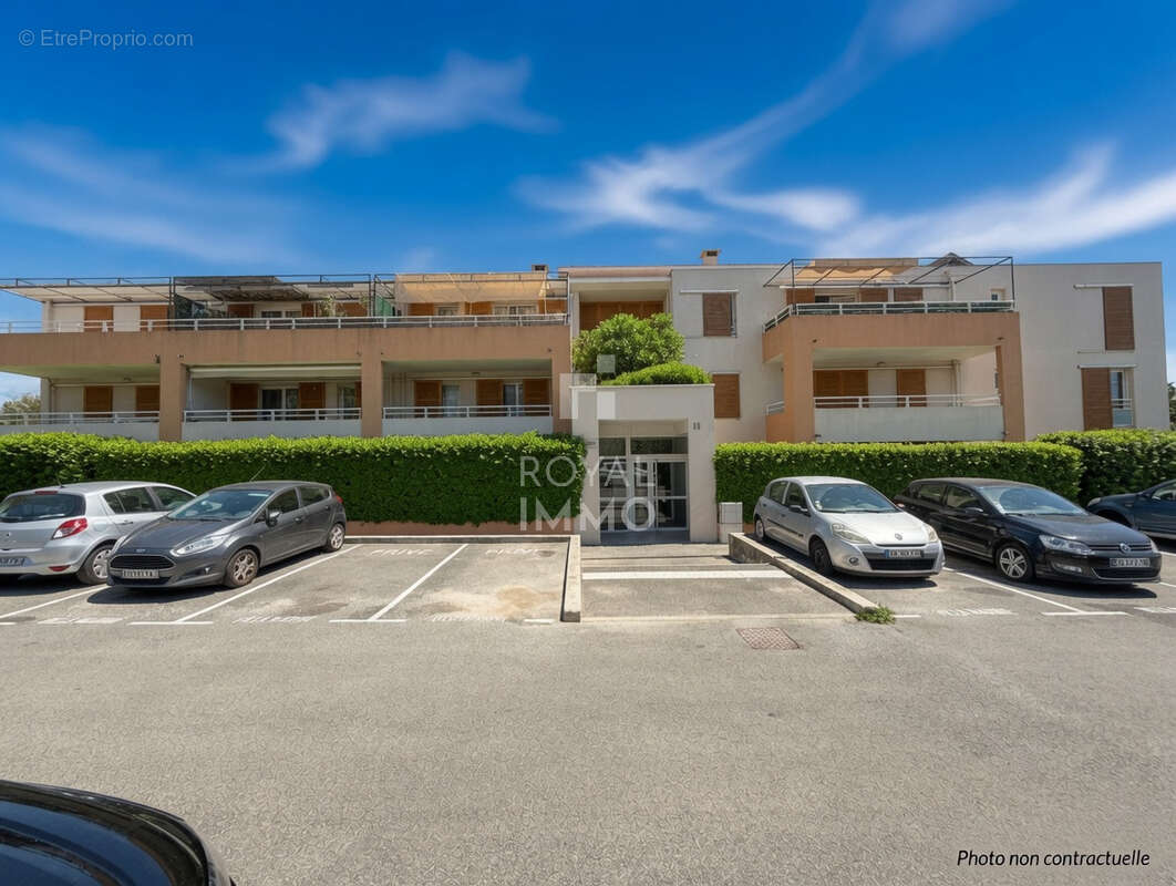 À VENDRE   Magnifique T3 avec terrasse exposé ouest à La Valette-du-Var - photo 6