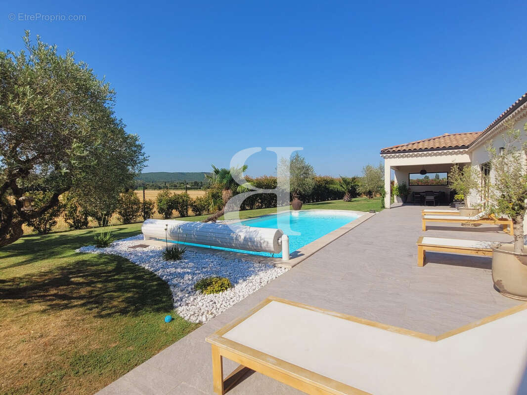 Maison 145 m² à La Begude-De-Mazenc  - photo 5