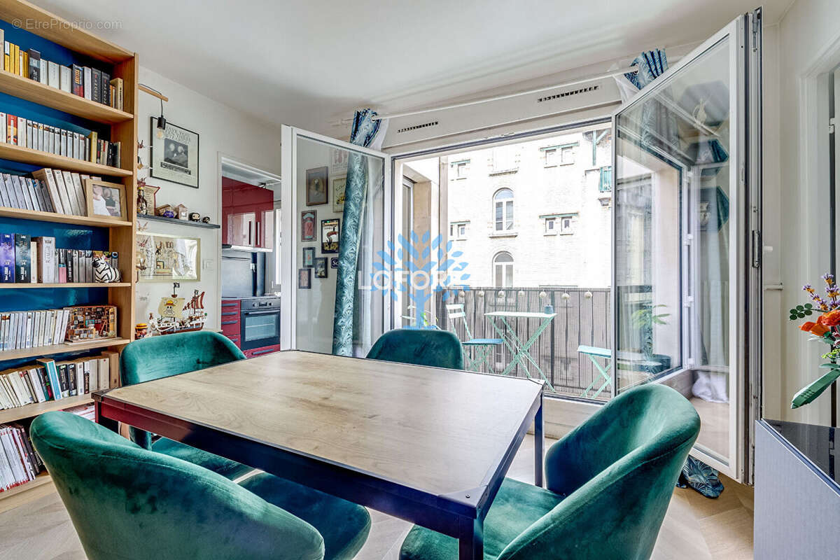 Appartement à PARIS-12E