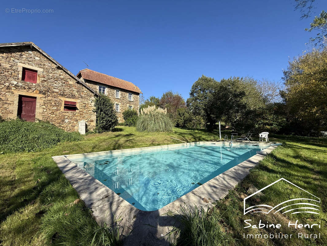 Maison à SAINT-CHRISTOPHE