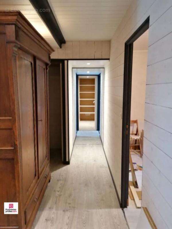 Maison à NEAUPHE-SOUS-ESSAI